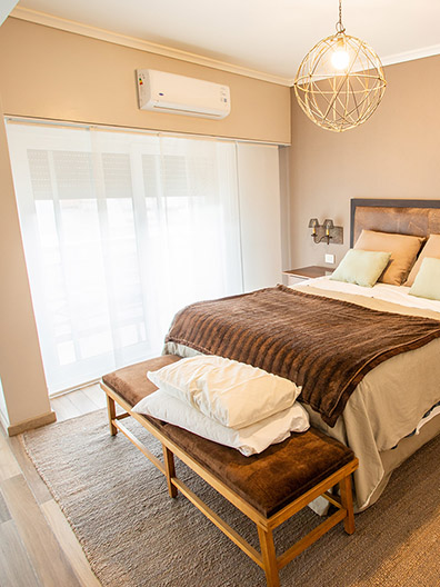 Cortina de Paneles Orientales desplegada - miniatura 2